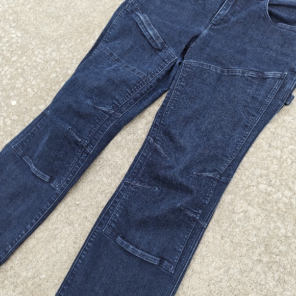 Duluth Trading Sz 12 Dark Wash Stretch Mid Rise Double Knee Shaping Curvesetter - Picture 4 of 11